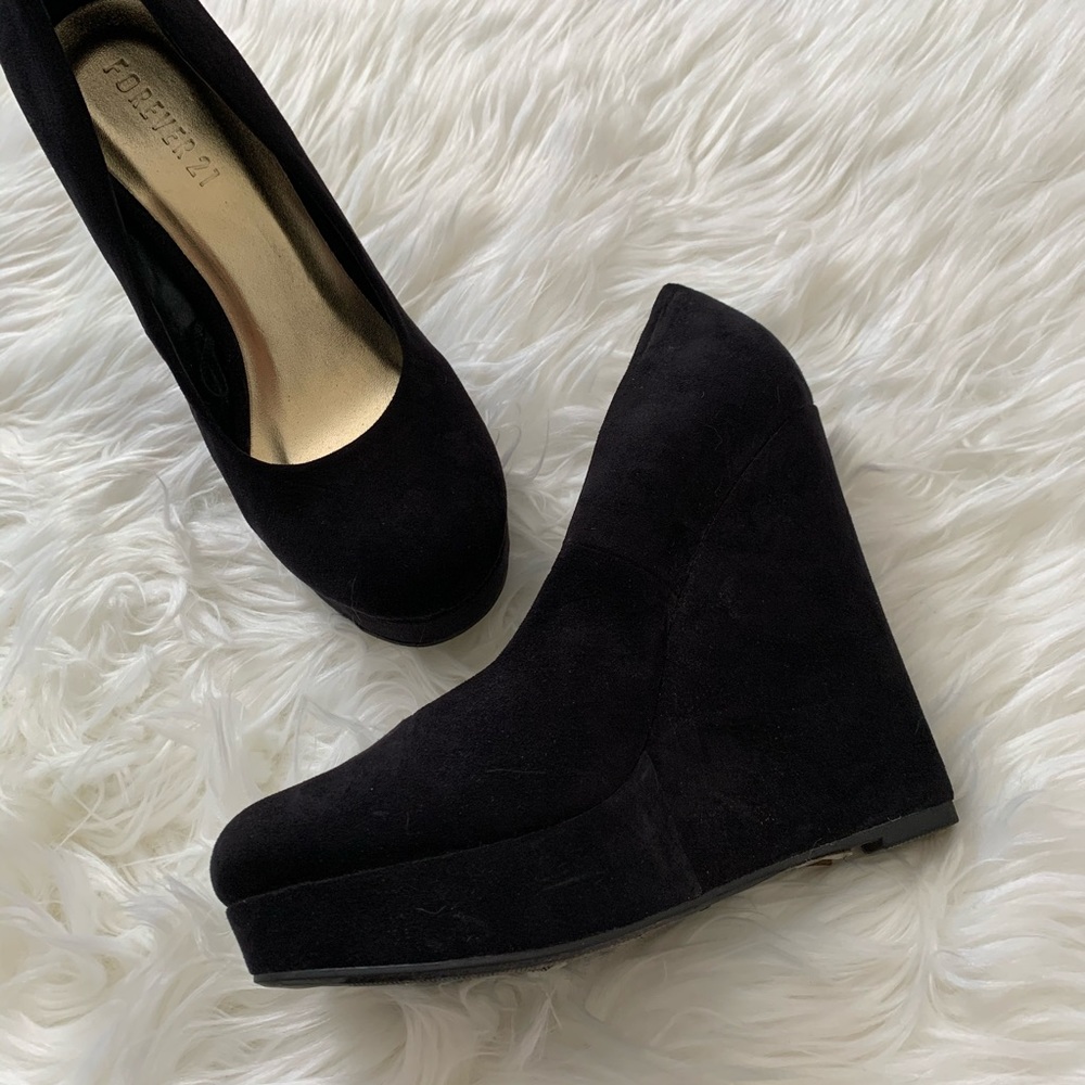 ❣️❗️FINAL PRICE➖DONATING SOON. F21 wedges - Picture 1 of 7